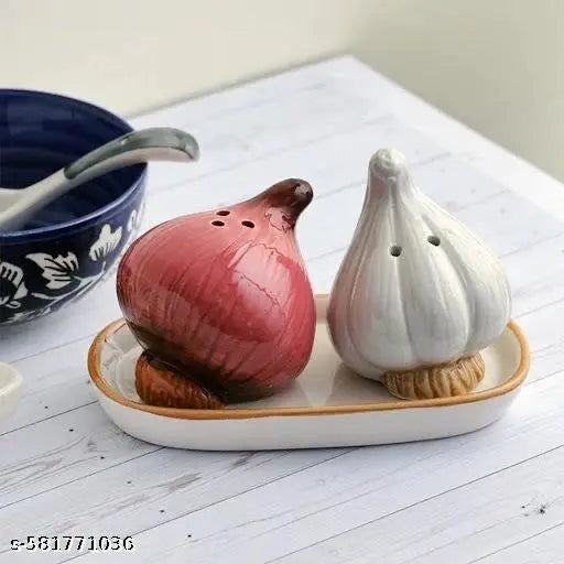 Onion salt pepper shaker ceramic pack of 2